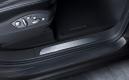 image cayenne-platinum-edition-00007.jpg