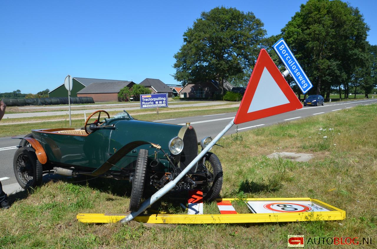 Afbeelding Ongeluk met bijzondere Bugatti in Nederland