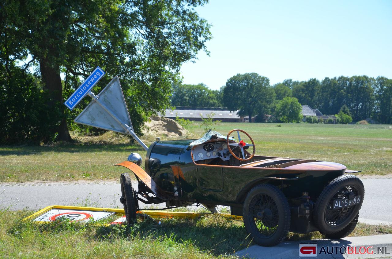 Afbeelding Ongeluk met bijzondere Bugatti in Nederland