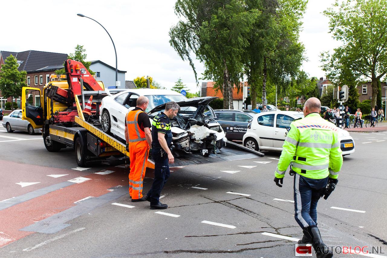Afbeelding 10 politie-auto’s ingezet om gestolen Toyota MR2 te stoppen