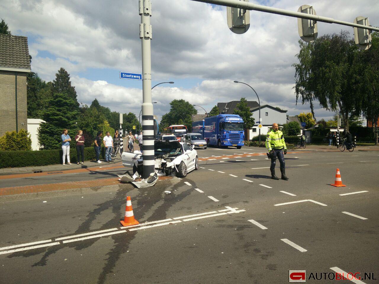 Afbeelding 10 politie-auto’s ingezet om gestolen Toyota MR2 te stoppen