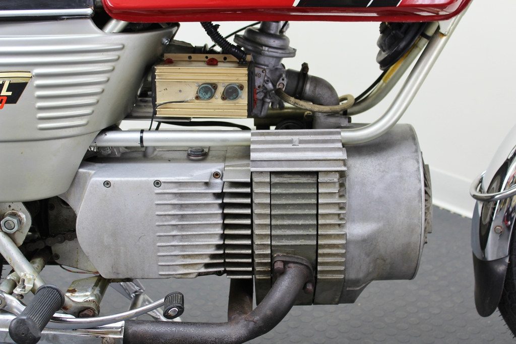 Afbeelding Wat is de overeenkomst tussen deze motor en een RX-7?