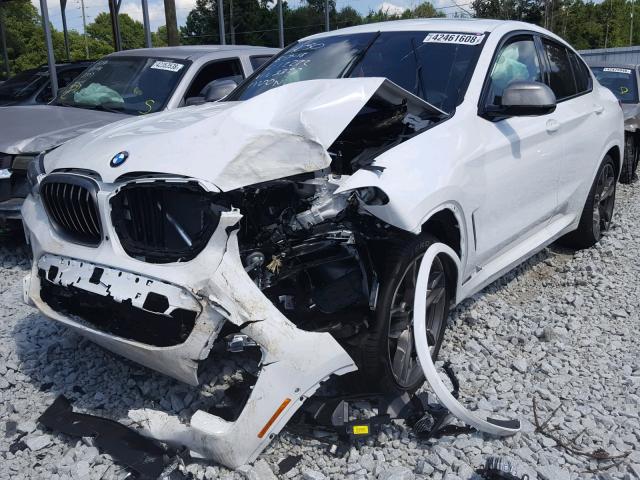 Afbeelding Eerste BMW X4 M40i alweer in de prak gereden