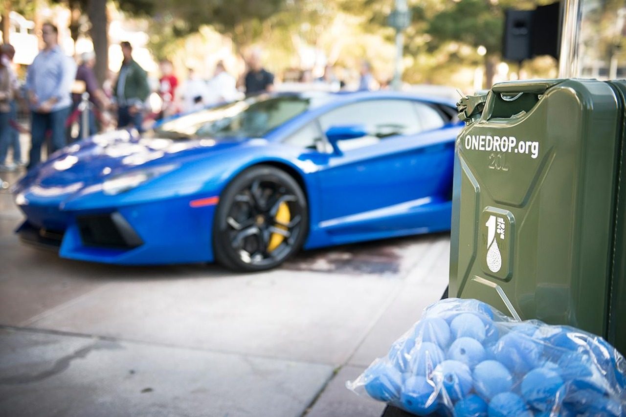 Afbeelding Waterblauwe Lamborghini Aventador is gruwelijk!