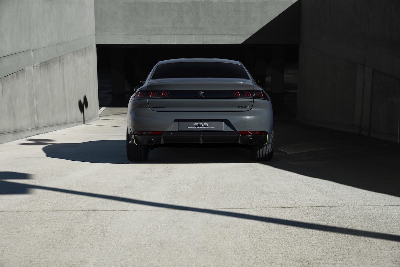 Afbeelding Peugeot onthult 508 met 400 pk