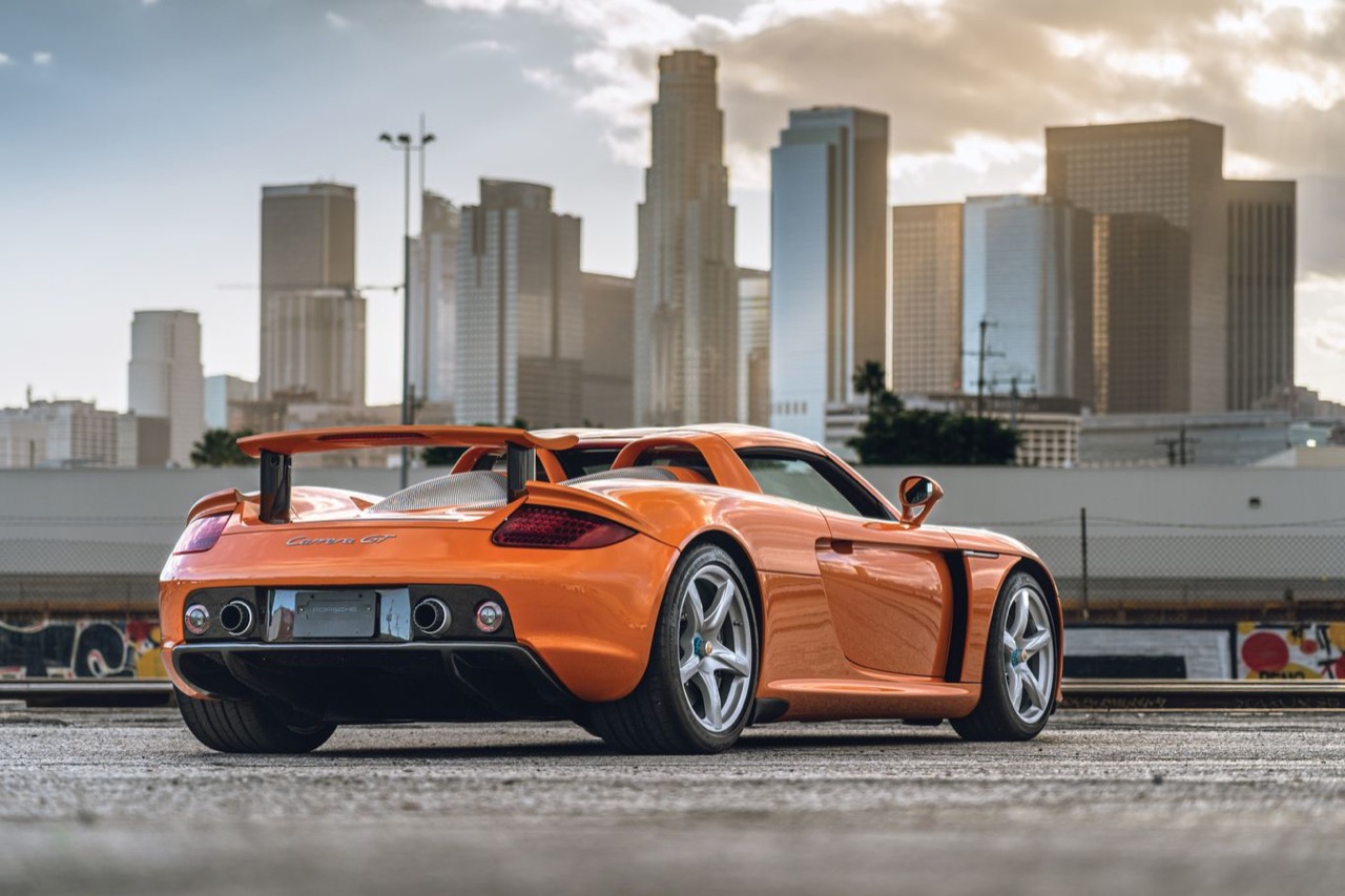 Afbeelding Deze Porsche heeft een duur likje verf