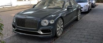 Bentley 0 Divers Bentley Showroom Casablanca Afbeeldingen