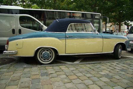 Mercedes-Benz 220 S & SE Cabriolet - foto Jim Appelmelk