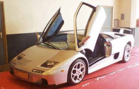 Lamborghini Diablo replica