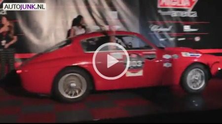 Ferrari makes bitches go down yo Ferrari makes bitches go down yo