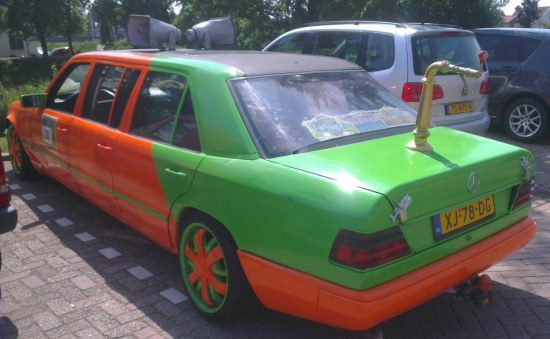 Mercedes 200D met pilsvoorziening