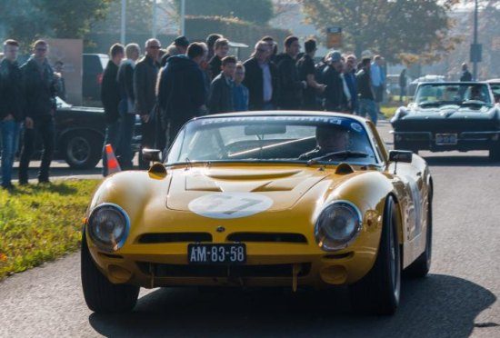 Gespot: heerlijke Nederlandse Bizzarrini Strada