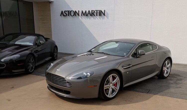 AB-lezer ruilt M4 in op Aston Martin V8 Vantage