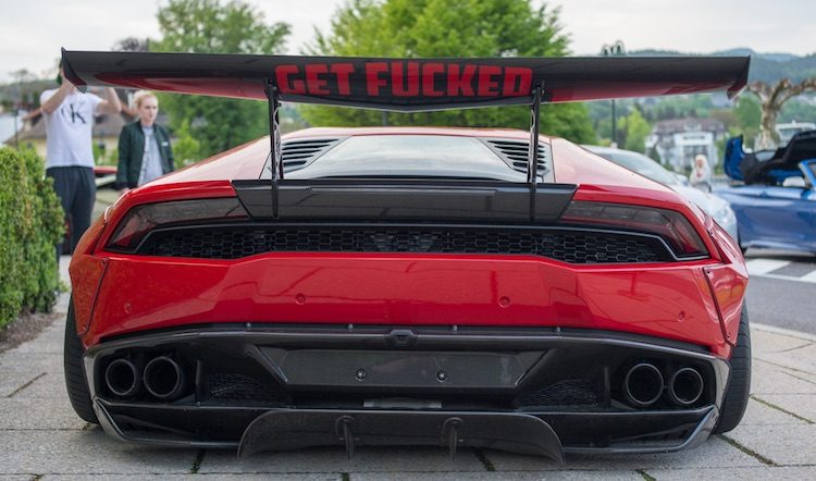 De Liberty Walk Lambo van Lexy Roxx is rood Autoblog.nl