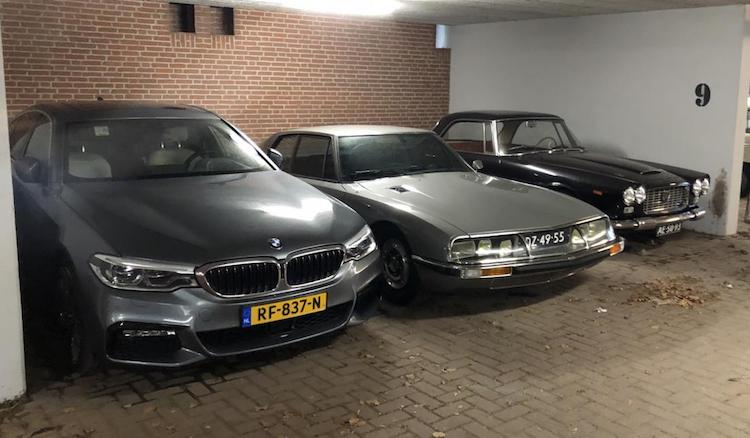 Gespot: geniale, merkwaardige combo in parkeergarage