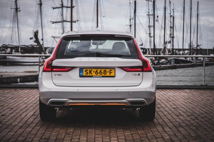 Volvo V90 Cross Country Ocean Race