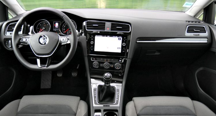 Volkswagen Golf 1.0 TSI Trendline '18 Volkswagen Golf 1.0 TSI Trendline '18